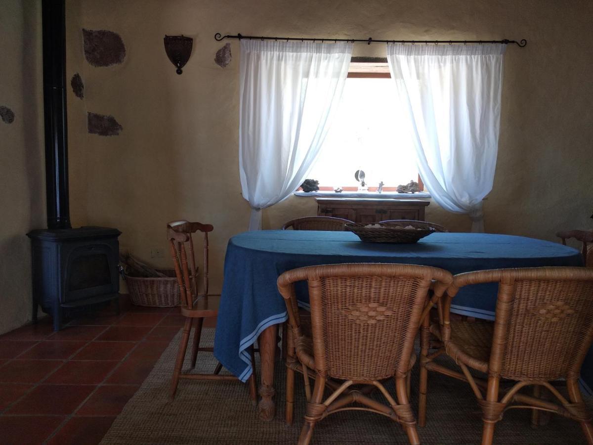 Villa El Perinque Femés Eksteriør billede