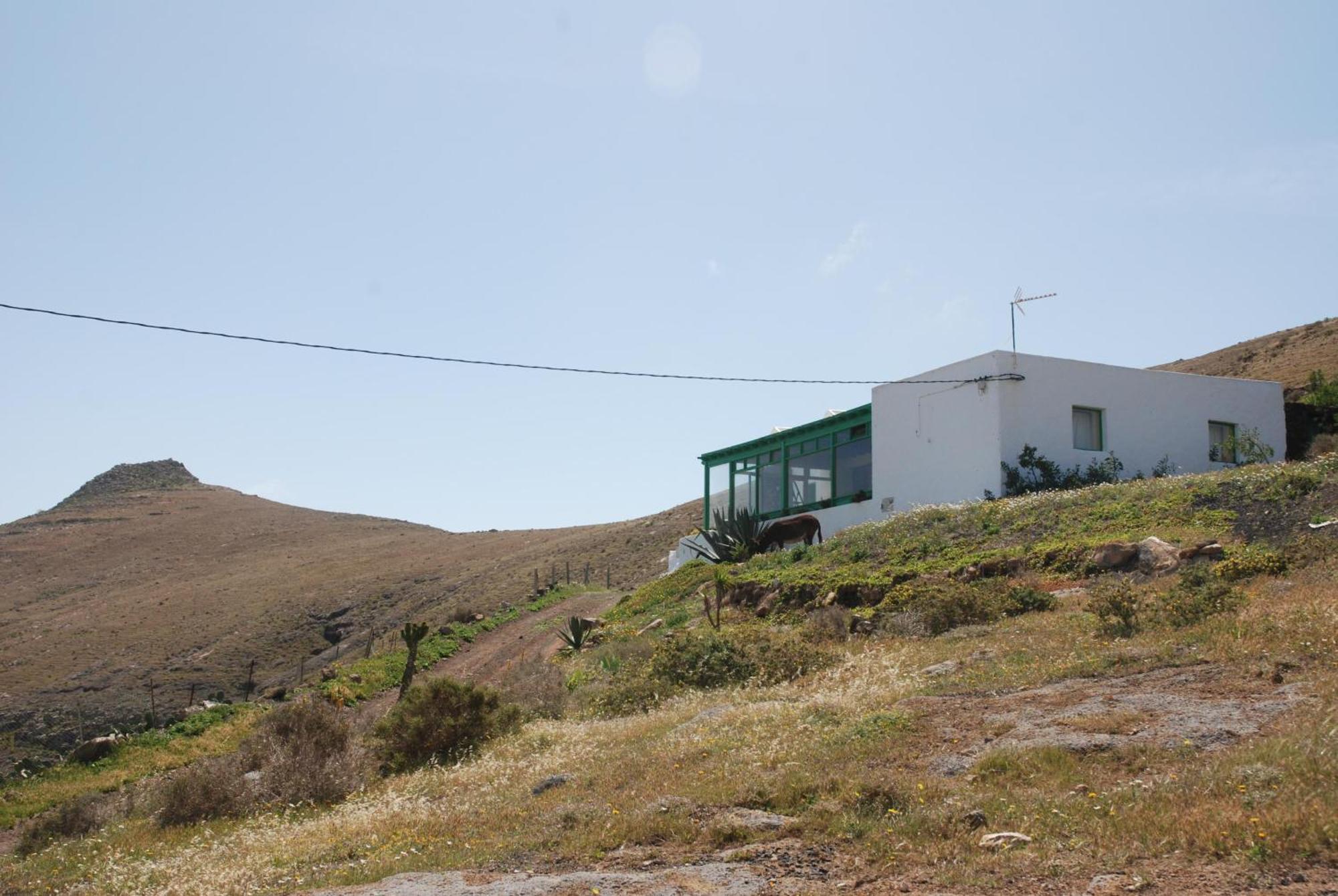 Villa El Perinque Femés Eksteriør billede