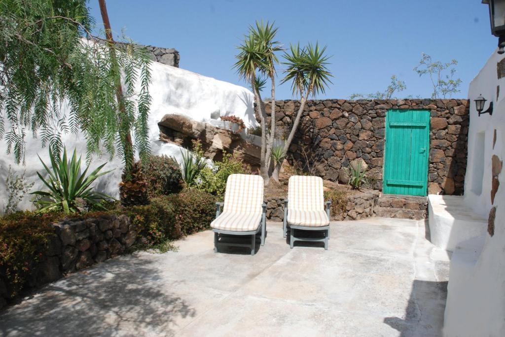 Villa El Perinque Femés Eksteriør billede
